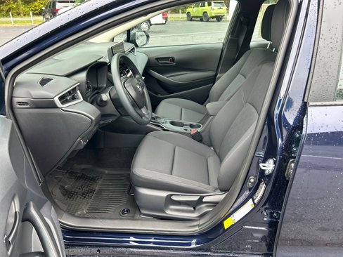 New 2025 Toyota Corolla LE image 9
