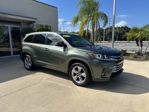 Used 2018 Toyota Highlander Limited image 1