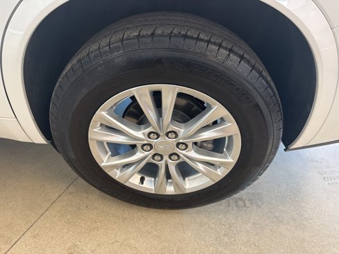 Used 2025 Cadillac XT6 Luxury image 11