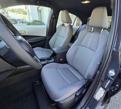 New 2025 Toyota Corolla SE image 10