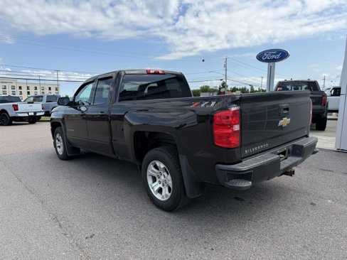 Used 2018 Chevrolet Silverado 1500 LT w/ All Star Edition image 4