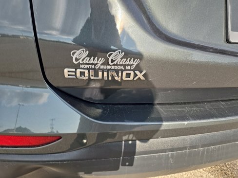 Used 2020 Chevrolet Equinox LS w/ LS Convenience Package image 18