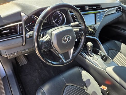 Certified 2019 Toyota Camry SE image 11