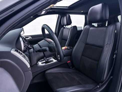 Used 2019 Jeep Grand Cherokee Altitude image 19