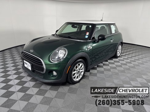 Used 2019 MINI Cooper 2-Door Hardtop image 1