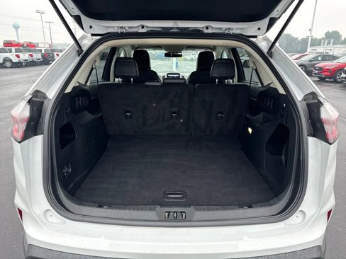 Used 2022 Ford Edge SEL image 21