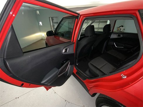 Used 2020 Kia Soul LX image 21