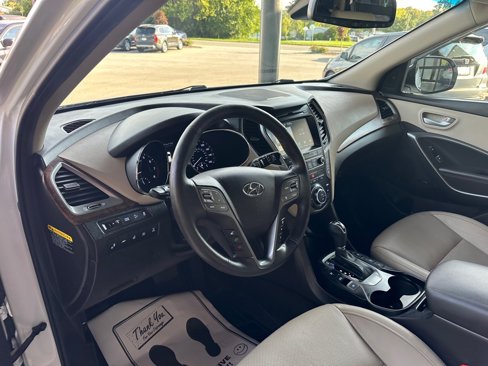 Used 2017 Hyundai Santa Fe Limited image 9
