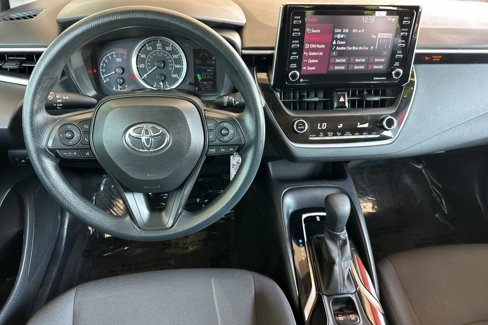 Used 2021 Toyota Corolla LE image 14
