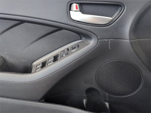 Used 2018 Kia Forte LX w/ LX Popular Package image 23