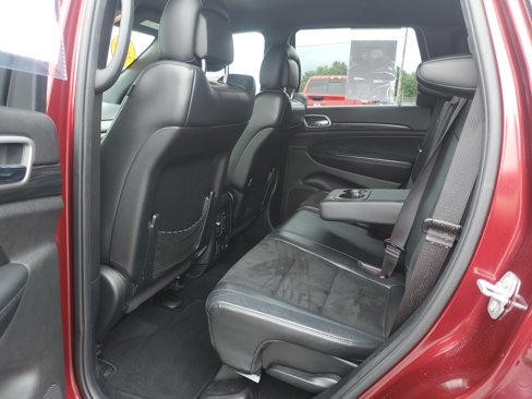 Used 2020 Jeep Grand Cherokee Altitude image 23