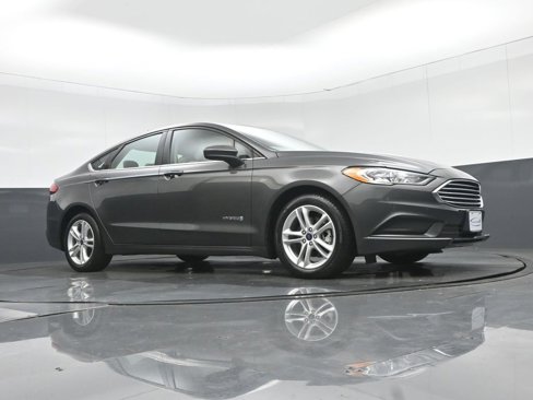 Used 2018 Ford Fusion S image 47