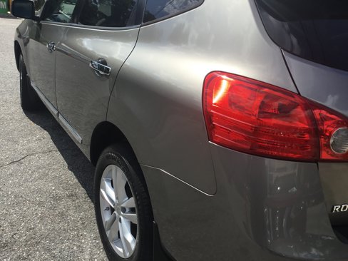 Used 2012 Nissan Rogue SV image 3