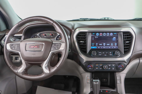 Used 2018 GMC Acadia SLT image 17