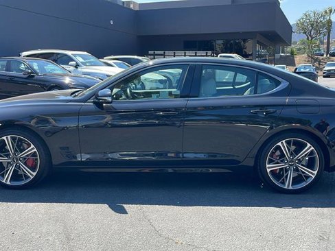 Used 2025 Genesis G70 2.5T w/ Sport Prestige Package image 9