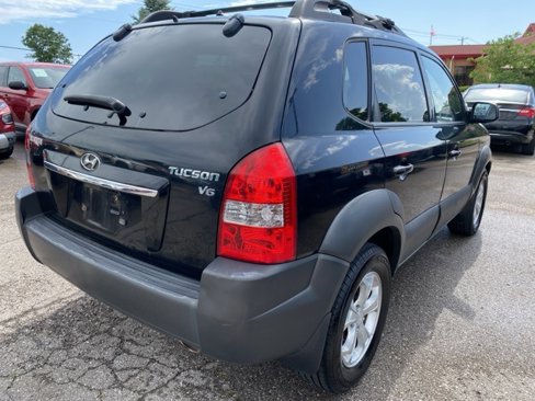 Used 2009 Hyundai Tucson SE image 6