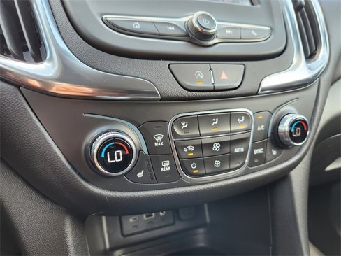 Used 2022 Chevrolet Equinox LT image 28
