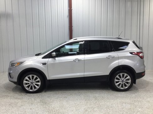Used 2017 Ford Escape Titanium image 7