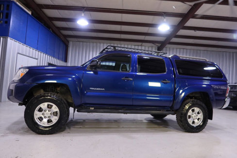 Used 2015 Toyota Tacoma 4x4 Double Cab w/ TRD Off-Road Package image 1