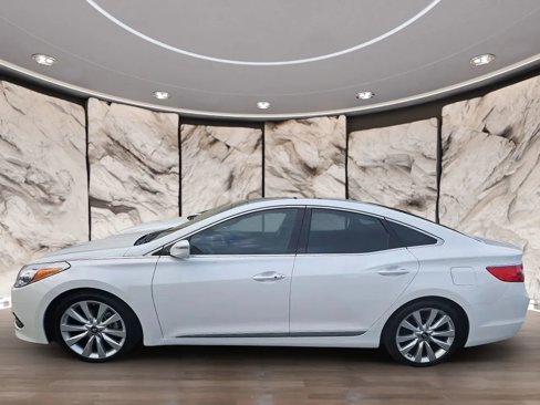 Used 2015 Hyundai Azera Limited image 3