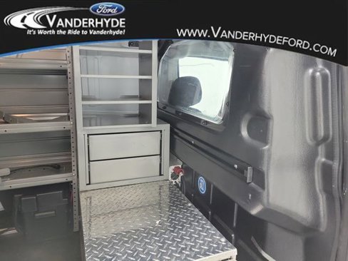 Used 2022 Ford Transit Connect XLT image 12