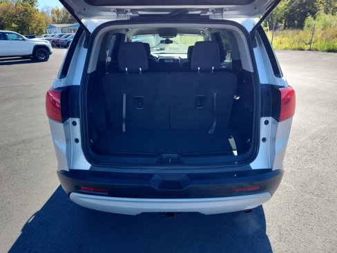 Used 2019 GMC Acadia SLE image 26