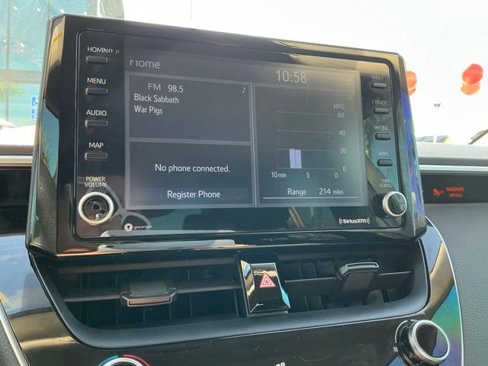 Used 2022 Toyota Corolla LE image 17