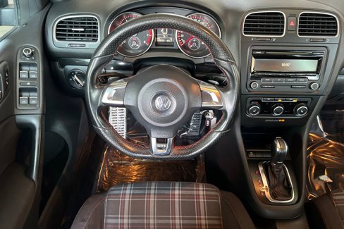 Used 2012 Volkswagen GTI 4-Door image 14
