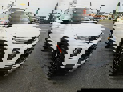 Used 2023 Chevrolet TrailBlazer LT image 4