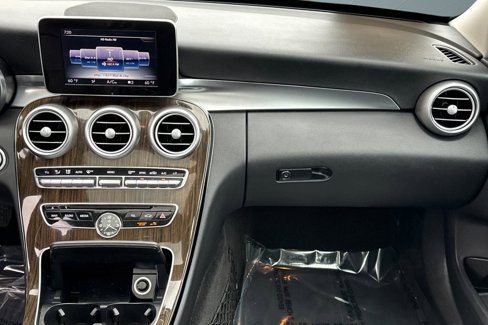Used 2017 Mercedes-Benz C 300 4MATIC Sedan image 28