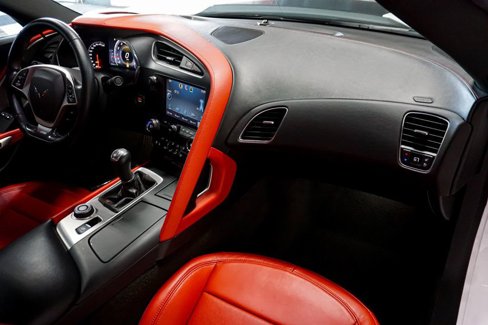 Used 2015 Chevrolet Corvette Z06 w/ Z07 Performance Package image 38