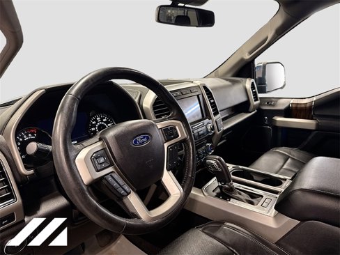 Used 2018 Ford F150 Lariat w/ Equipment Group 502A Luxury image 9