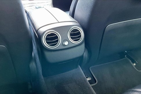 Used 2019 Mercedes-Benz C 300 Sedan image 30