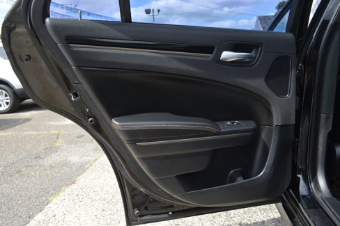 Used 2016 Chrysler 300 S image 26