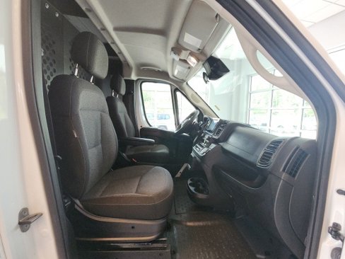 Used 2023 RAM ProMaster 2500 image 27