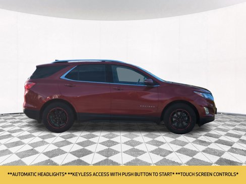 Used 2018 Chevrolet Equinox LT w/ Sun & Infotainment Package image 7