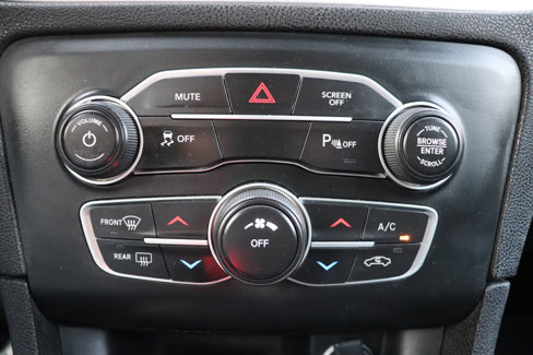 Used 2022 Dodge Charger SXT image 32