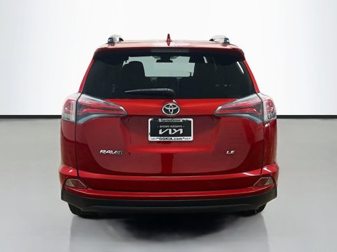 Used 2017 Toyota RAV4 LE image 6