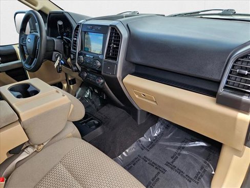 Used 2018 Ford F150 XLT w/ Trailer Tow Package image 20