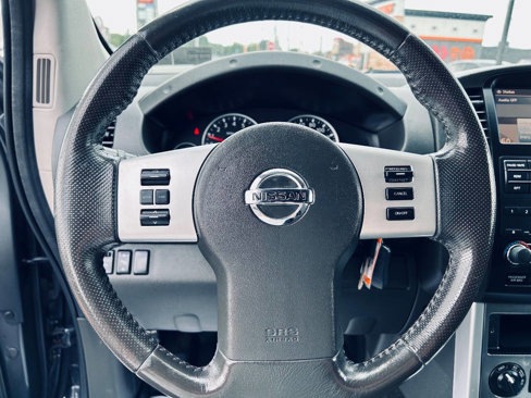 Used 2012 Nissan Pathfinder SV image 17