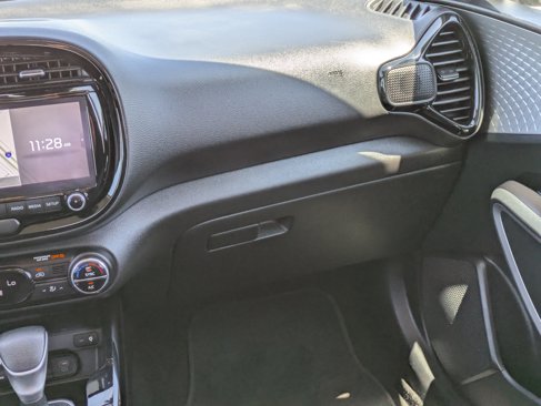 Used 2023 Kia Soul S image 18