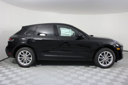 New 2026 Porsche Macan image 8