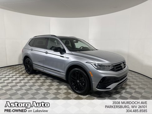 Used 2022 Volkswagen Tiguan SE R-Line image 1