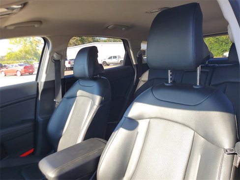 Used 2025 Kia Sportage EX image 13