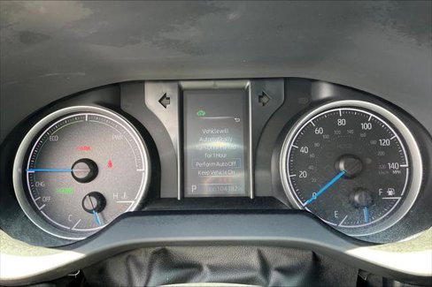 Used 2021 Toyota Venza LE w/ Carpet Mat Package (TMS) image 12