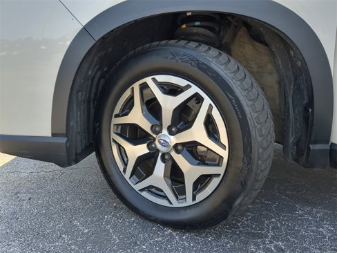 Used 2021 Subaru Forester Premium image 31