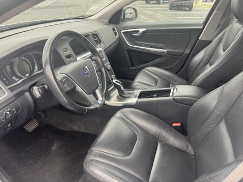 Used 2014 Volvo S60 T5 image 8
