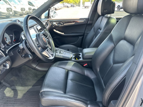 Used 2015 Porsche Macan S image 28