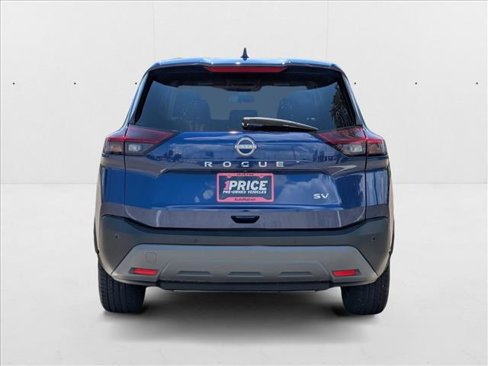 Used 2023 Nissan Rogue SV image 7