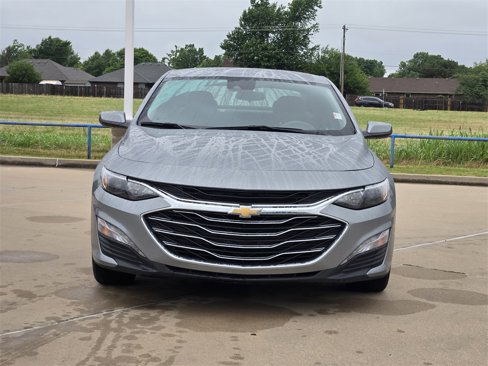 Used 2023 Chevrolet Malibu LT image 2